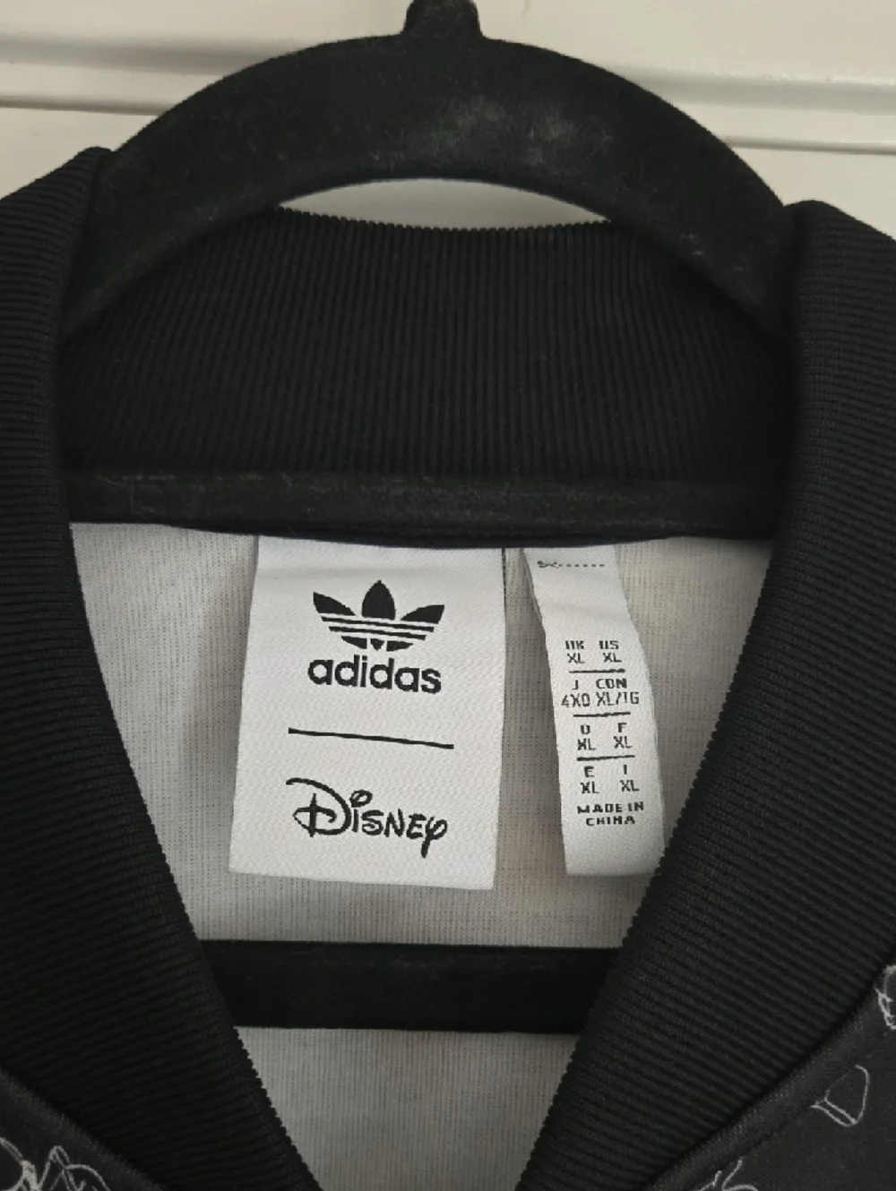 Adidas Originals x Disney Goofy SST Track Jacket Full Zip Size XL